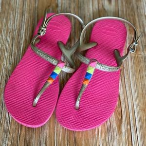Havaianas Slim Kids Sandals, size 11-12.